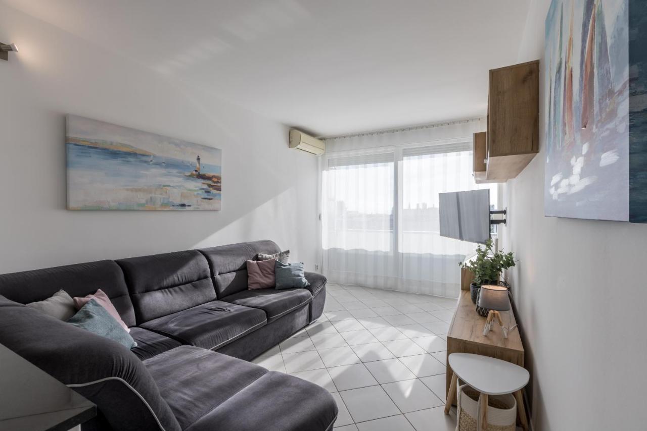 Sundowners Apartment, 52Qm, Double & Single Bed, 10 Min From Old Town Of Σπλιτ Εξωτερικό φωτογραφία